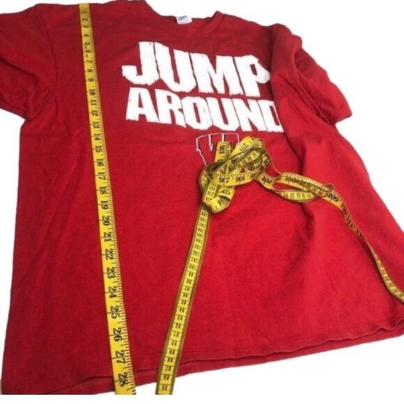 Wisconsin Badgers Mens Size 2XL T-shirt Jump Around Sportswear - Picture 4 of 6